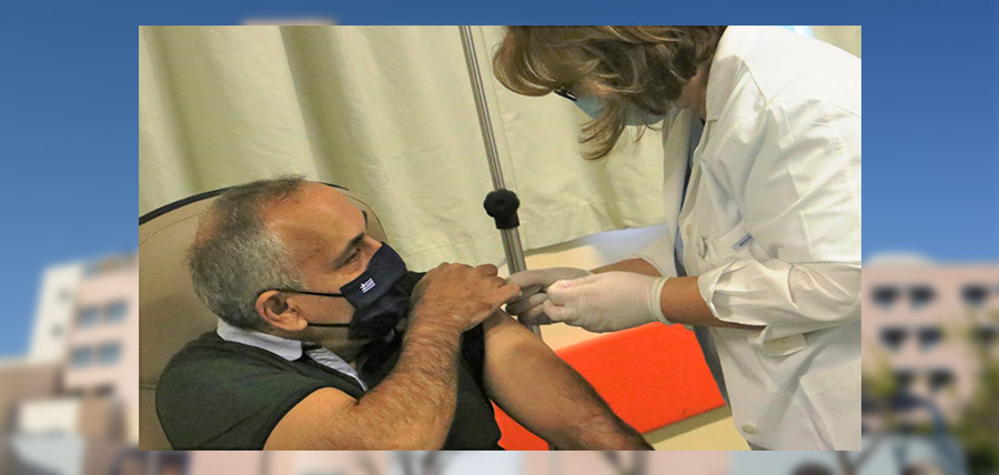 Πλεύρης: Θα λήγουν στους 7 μήνες τα πιστοποιητικά εμβολιασμού για όσους δεν έχουν κάνει την 3η δόση cover image